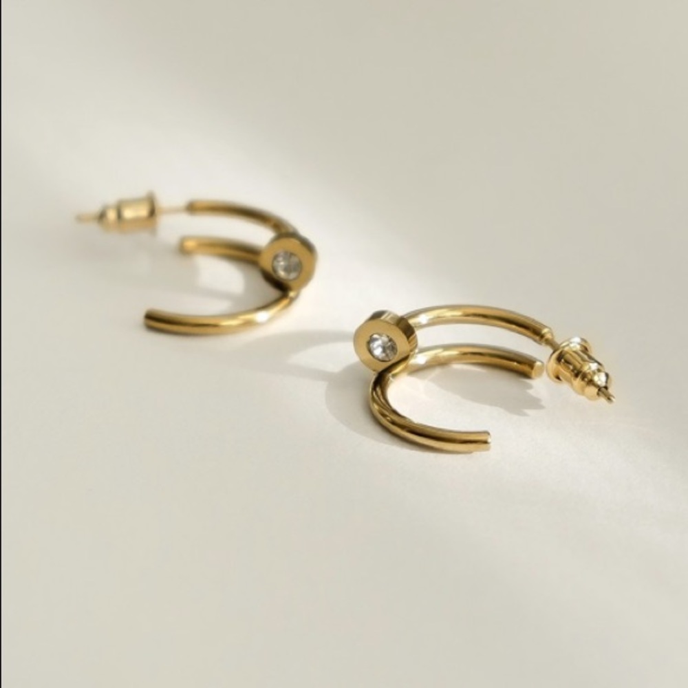 Nail Zirconia Hoop Earrings | Gold Plated Stainless Steel - Picture 5 of 5